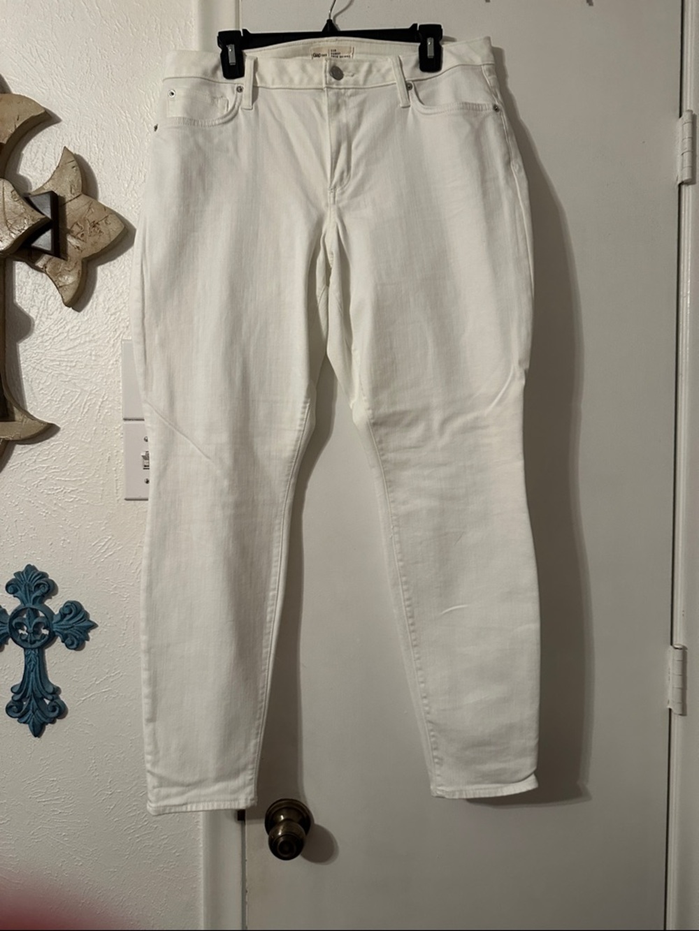 GAP White Curvy True Skinny Jeans